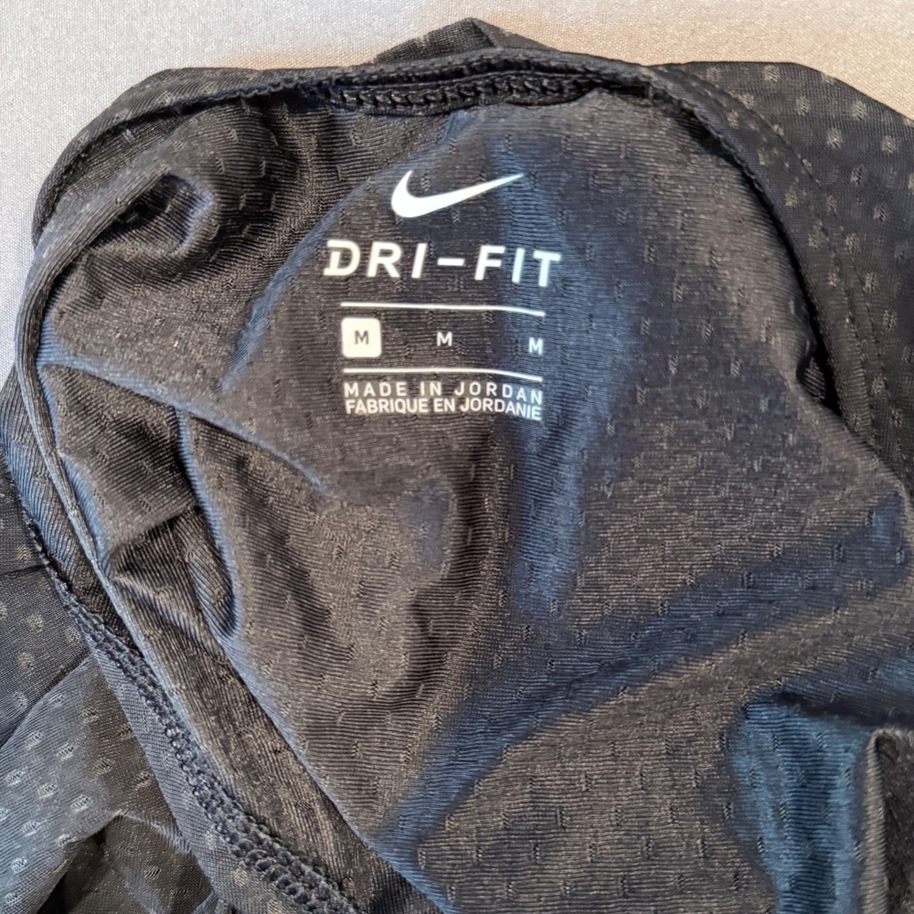 Nike Women's Black Mesh Athletic Tank Top Racerback Sleeveless Activewear - Picture 6 of 10